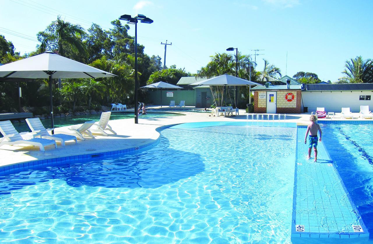 Karrinyup Waters Resort Perth Bagian luar foto