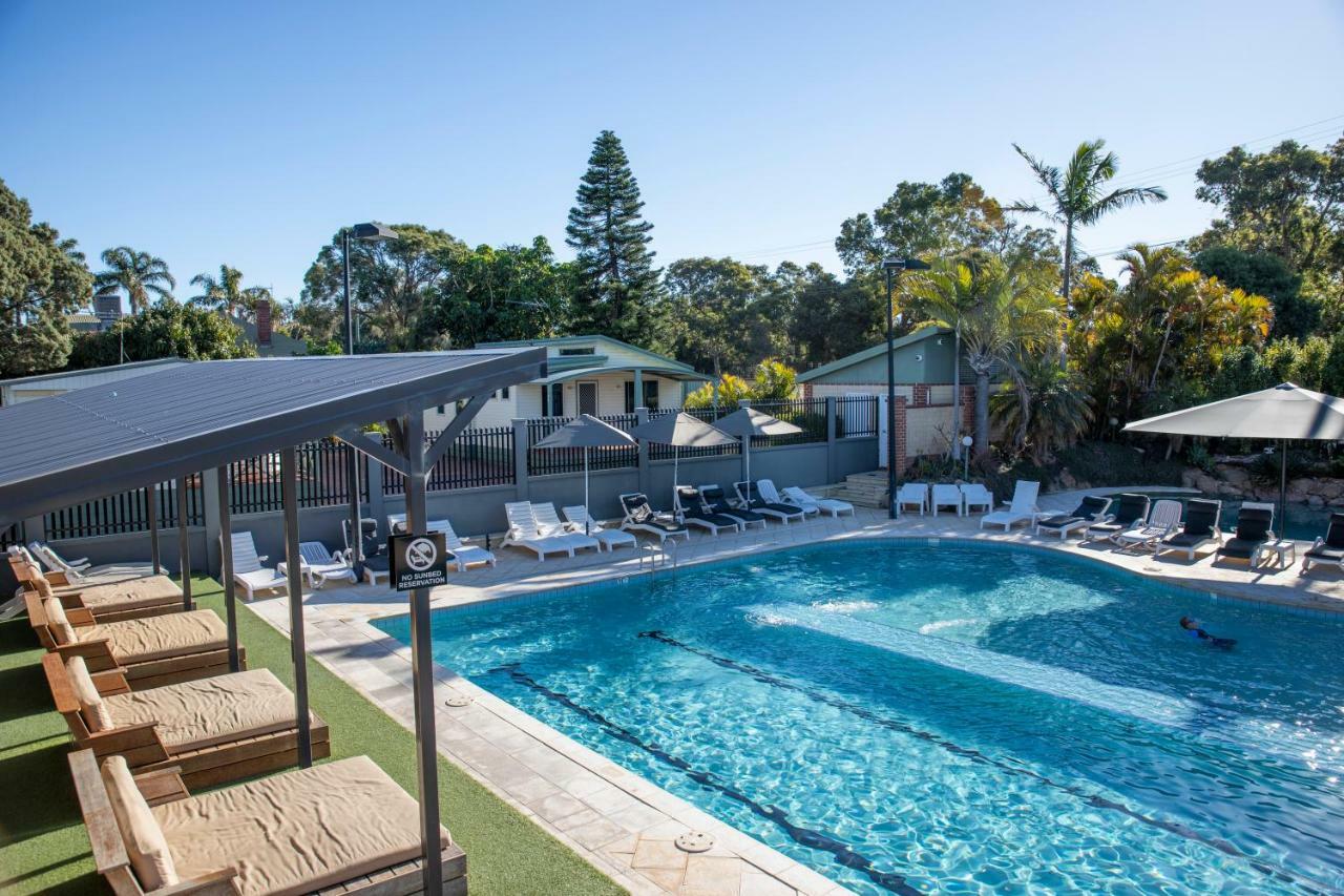 Karrinyup Waters Resort Perth Bagian luar foto