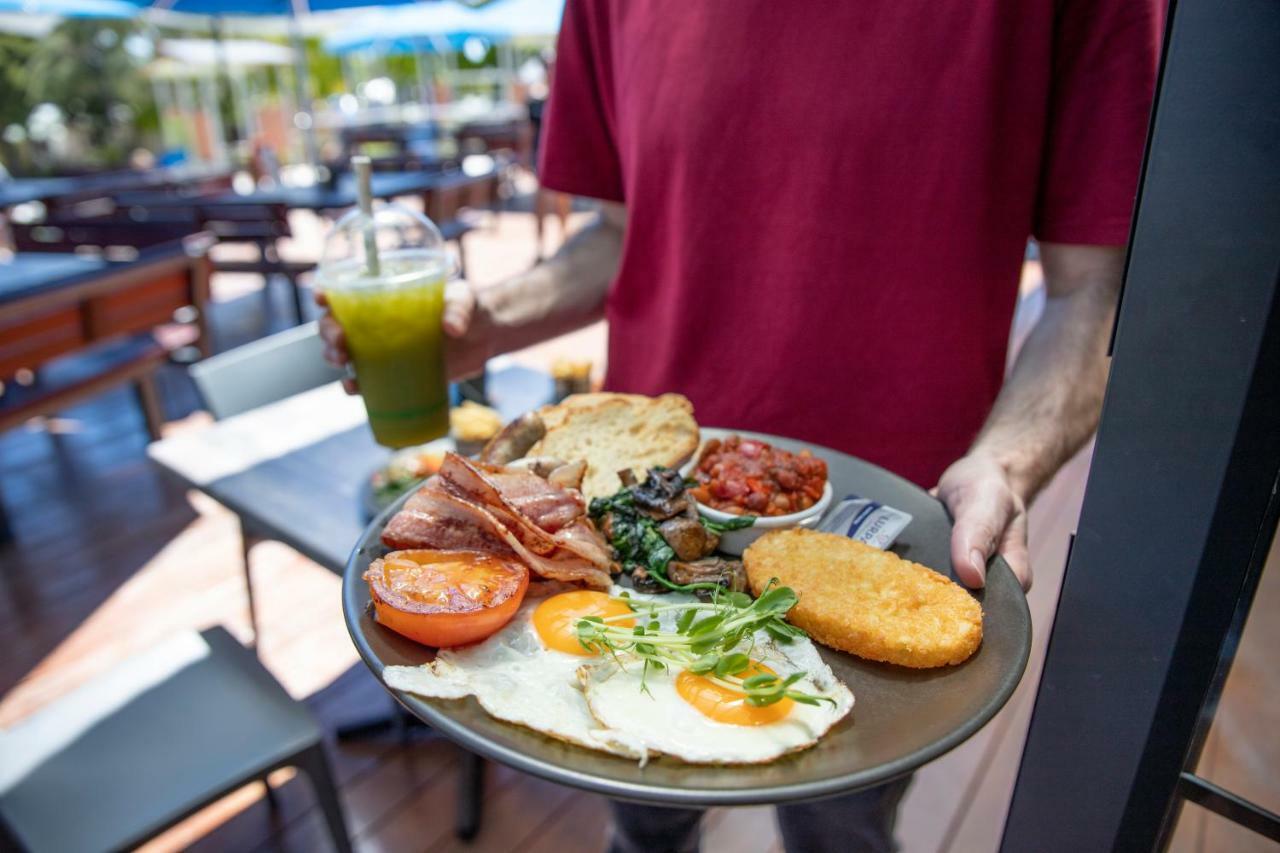 Karrinyup Waters Resort Perth Bagian luar foto
