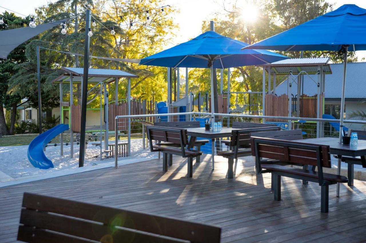 Karrinyup Waters Resort Perth Bagian luar foto
