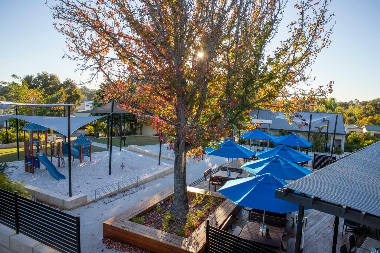 Karrinyup Waters Resort Perth Bagian luar foto