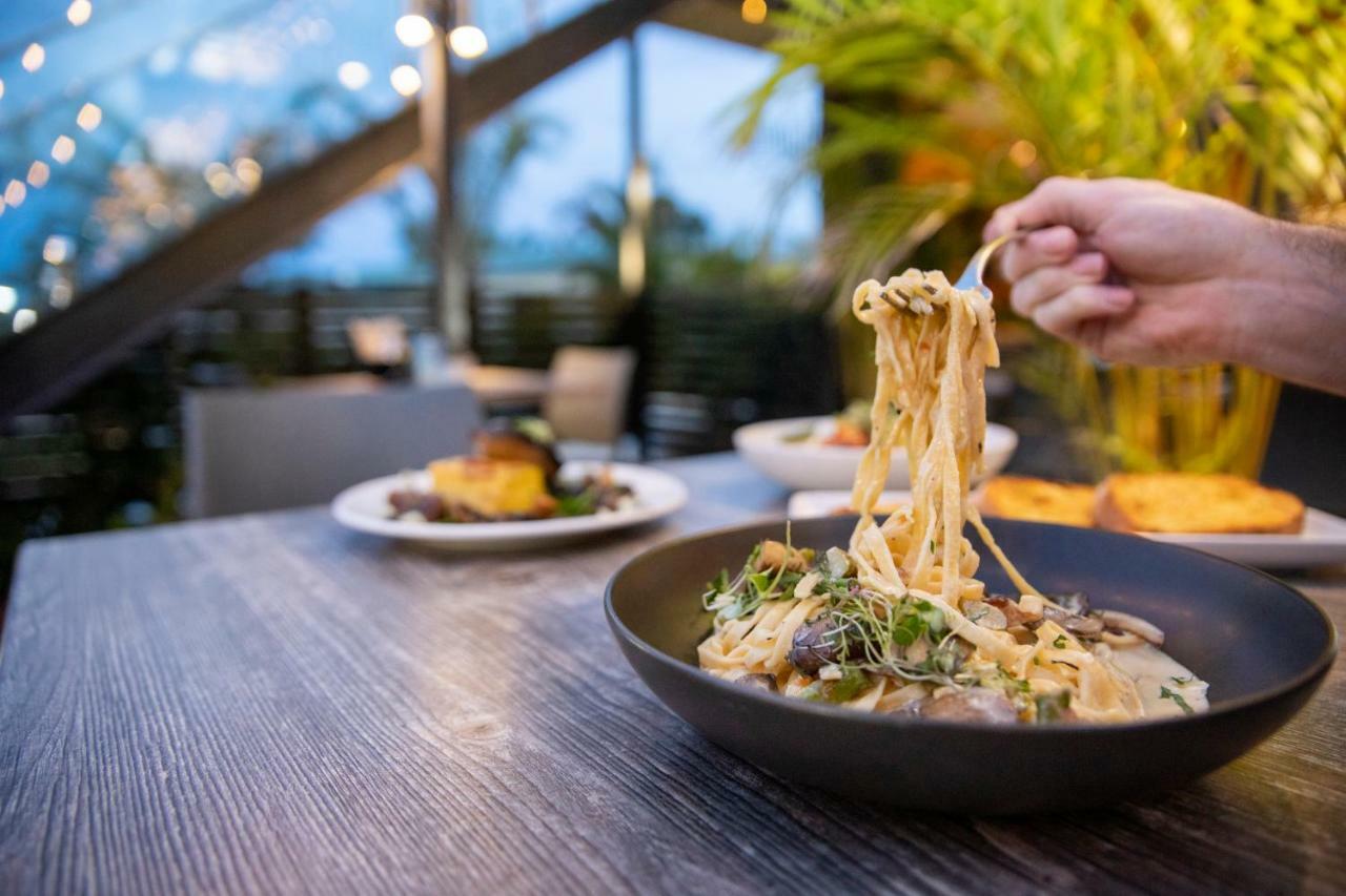 Karrinyup Waters Resort Perth Bagian luar foto